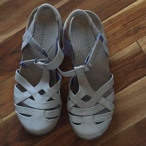 Bare traps Fayda sandals 8